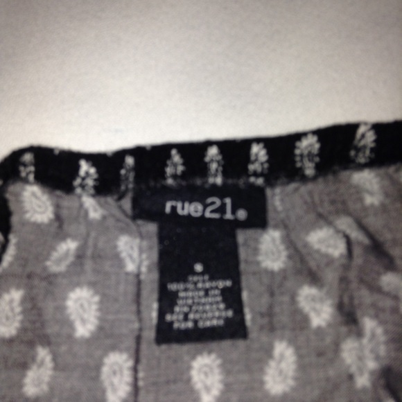 Rue 21 BlackWhite Strapless Romper - Picture 8 of 8